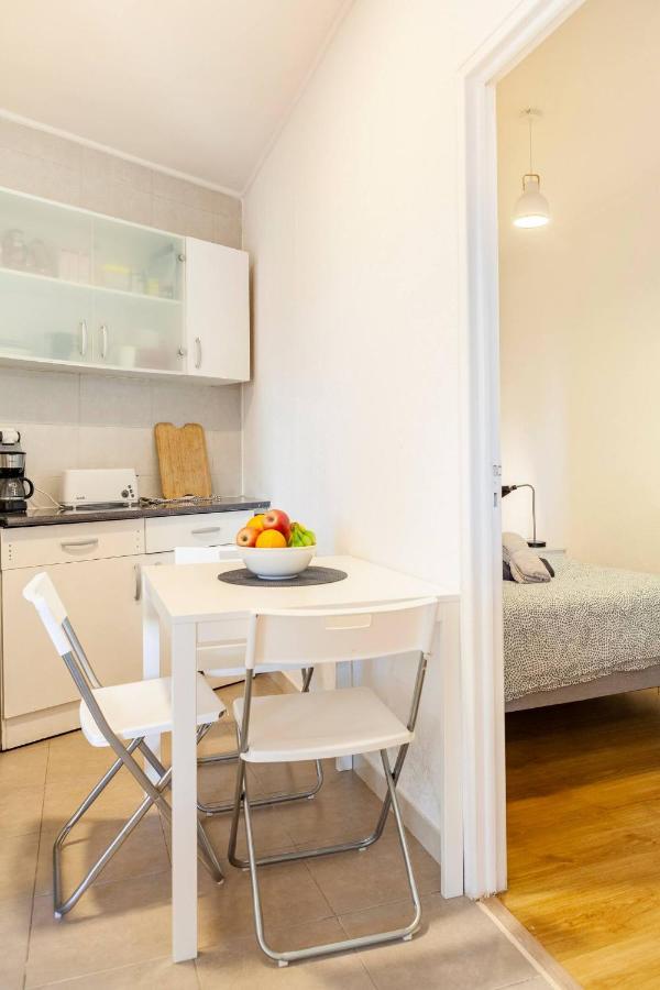 Appartamento Relax In Lisbon For 4 People With Terrace And Parking Esterno foto