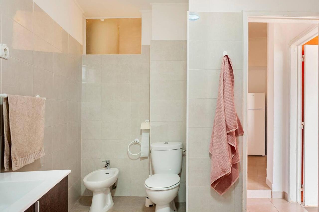 Appartamento Relax In Lisbon For 4 People With Terrace And Parking Esterno foto